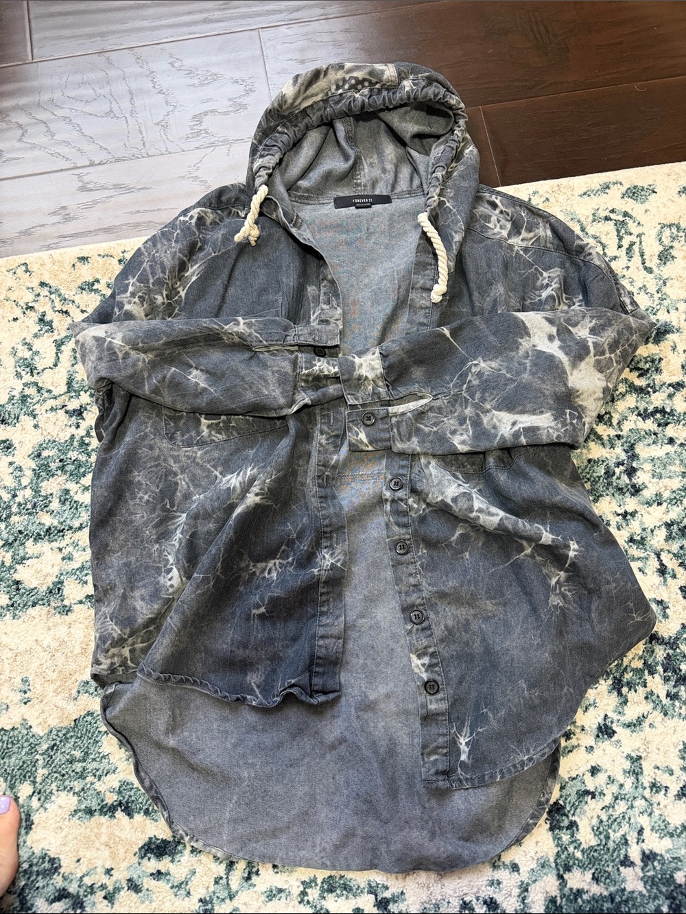 Button up hooded oversized shirt